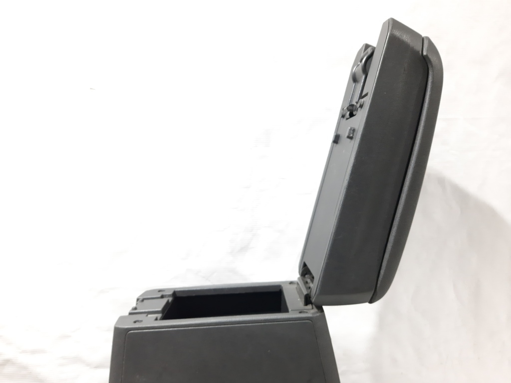 Patriot Центральна консоль Jeep Patriot 2009-2017 1NJ62XDVAA Jeep Patriot 12