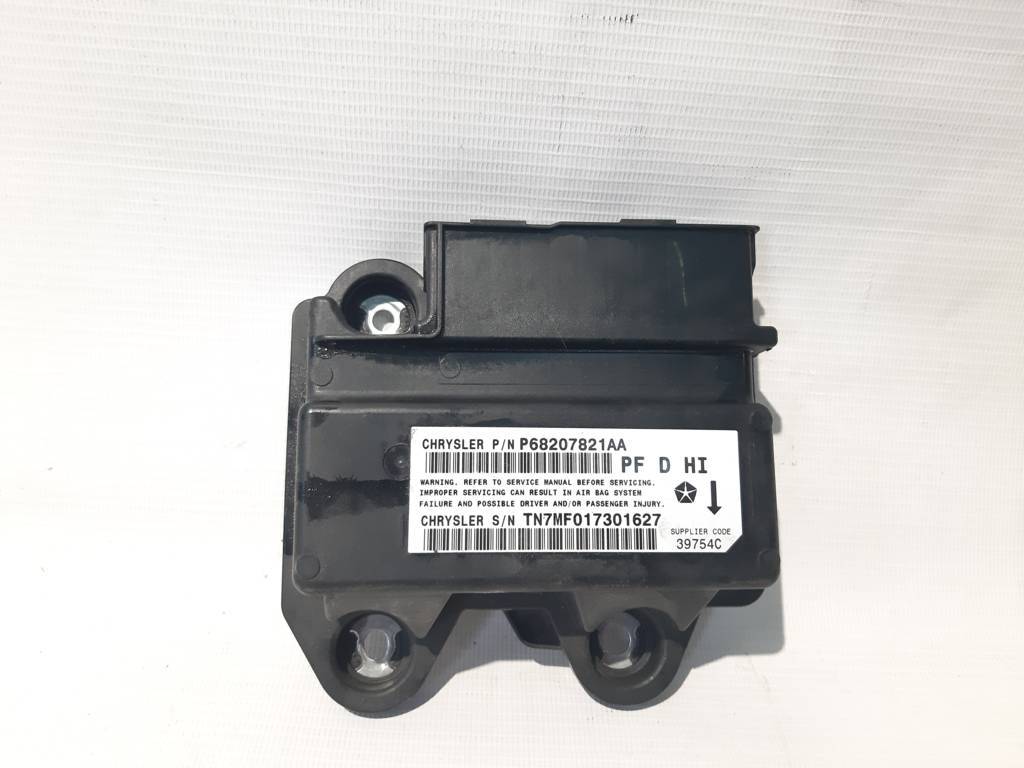 Dart Блок управления Air Bag (не рабочий) Dodge Dart 2013-2015 68245834AA Dodge Dart 27