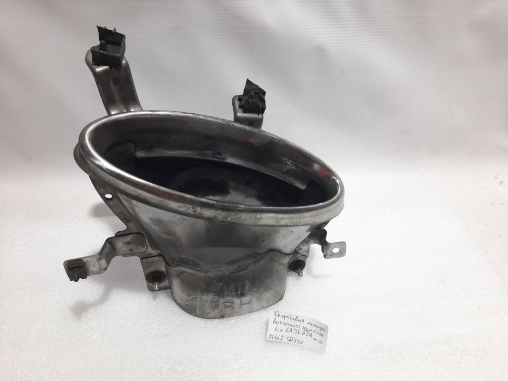 Cadenza Декоративна накладка вихлопного глушника Kia CADENZA 2014-2016 86662-3R500 Kia CADENZA 3