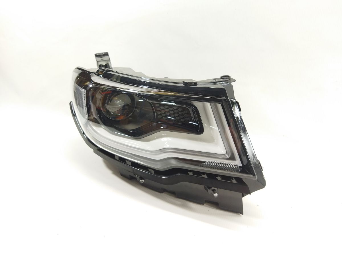 Фары головного света Фара передняя правая (LED) Jeep Compass 2017-2021 55112819AC Jeep Compass 2