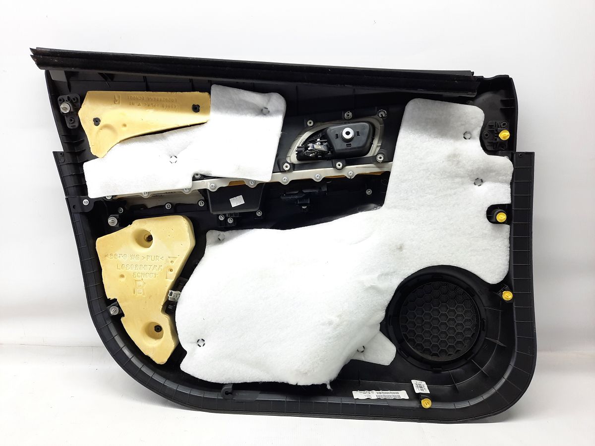 Cruze Карта двери передней правой (черная) кожа Chevrolet Cruze 2011-2014 95319536 Chevrolet Cruze 7