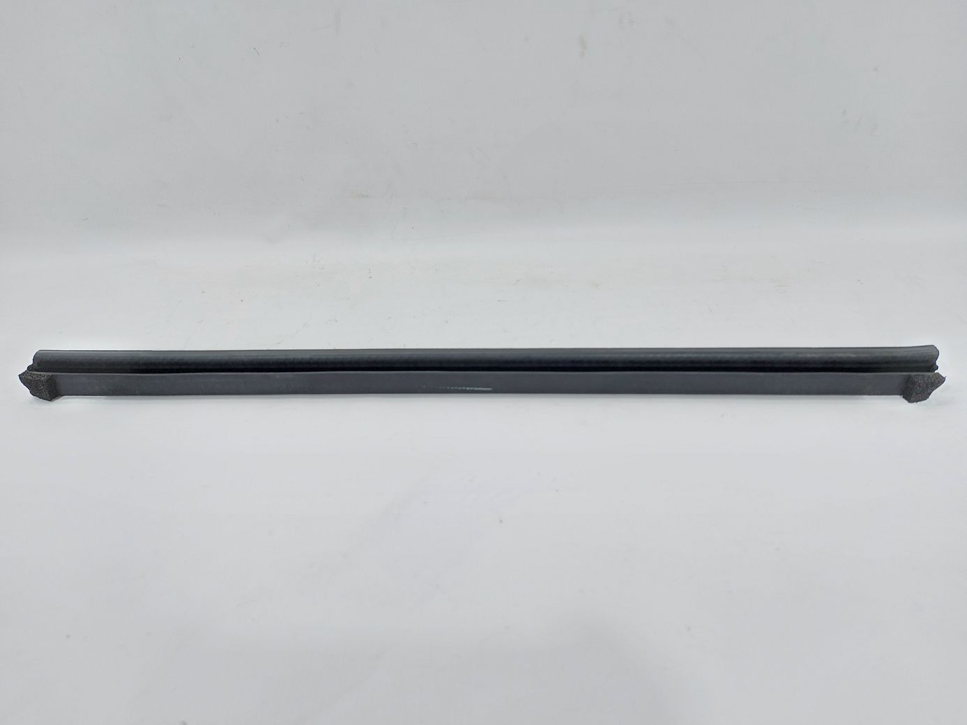 Fusion Уплотнитель стекла нижний двери задней внутренний правый Ford Fusion 2013-2020 DS7Z5425860B Ford Fusion 6