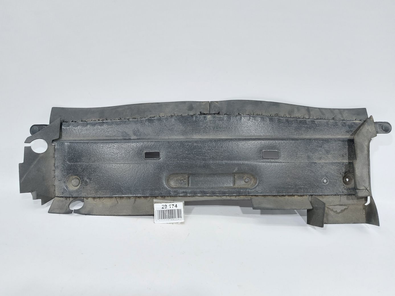 Volt. Пильовик радіатора нижній Chevrolet Volt 2011-2015 22864913 Chevrolet Volt