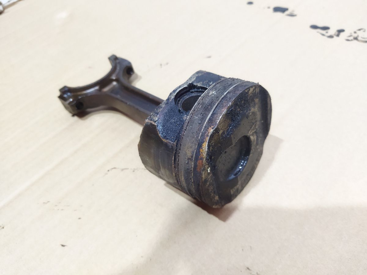 Regal Шатун з поршнем Buick Regal 2014-2017 12674411 Buick Regal 3