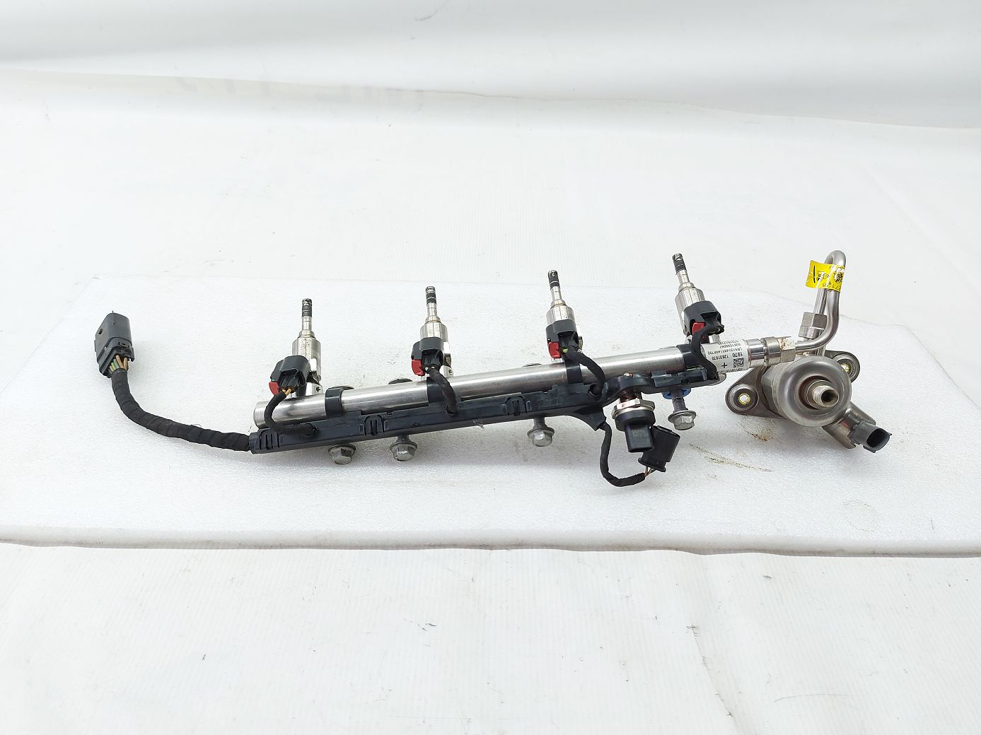 Ats Паливна рампа Cadillac ATS 2013-2014 12627090 Cadillac ATS 4 Ats Паливна рампа Cadillac ATS 2013-2014 12627090 Cadillac ATS 4