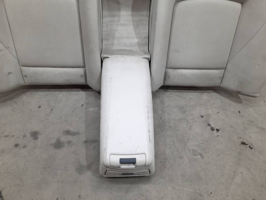 7 series Спинка заднього ряду сидінь BMW 7 2009-2015 52209112184 BMW 7 11