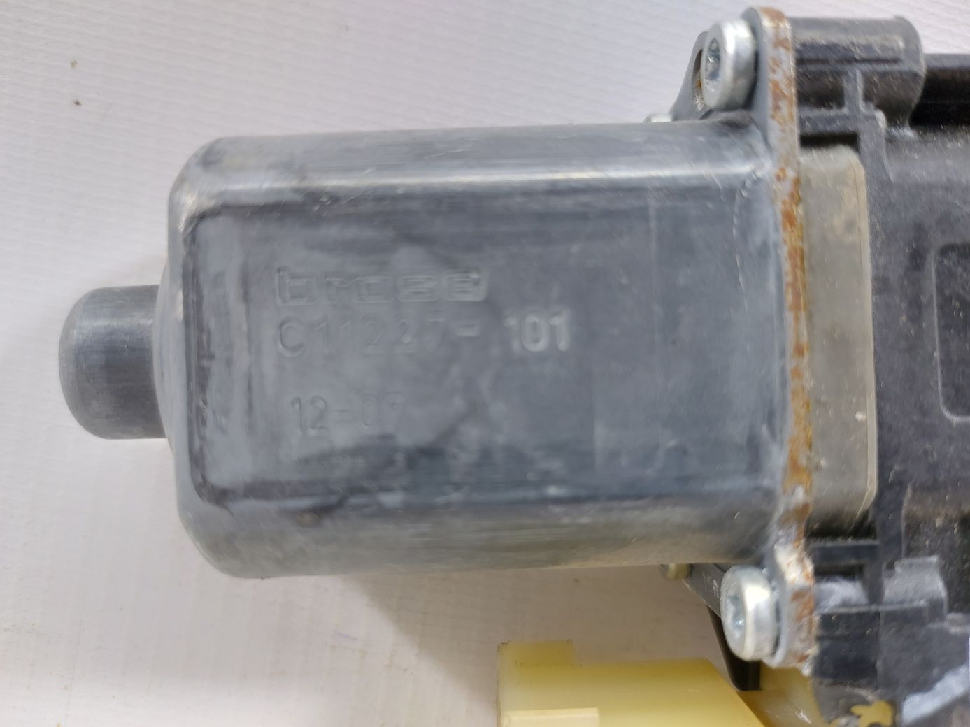 Fusion Моторчик стеклоподъемника переднего правого Ford Fusion 2013-2020 DS7Z7823394B Ford Fusion 2