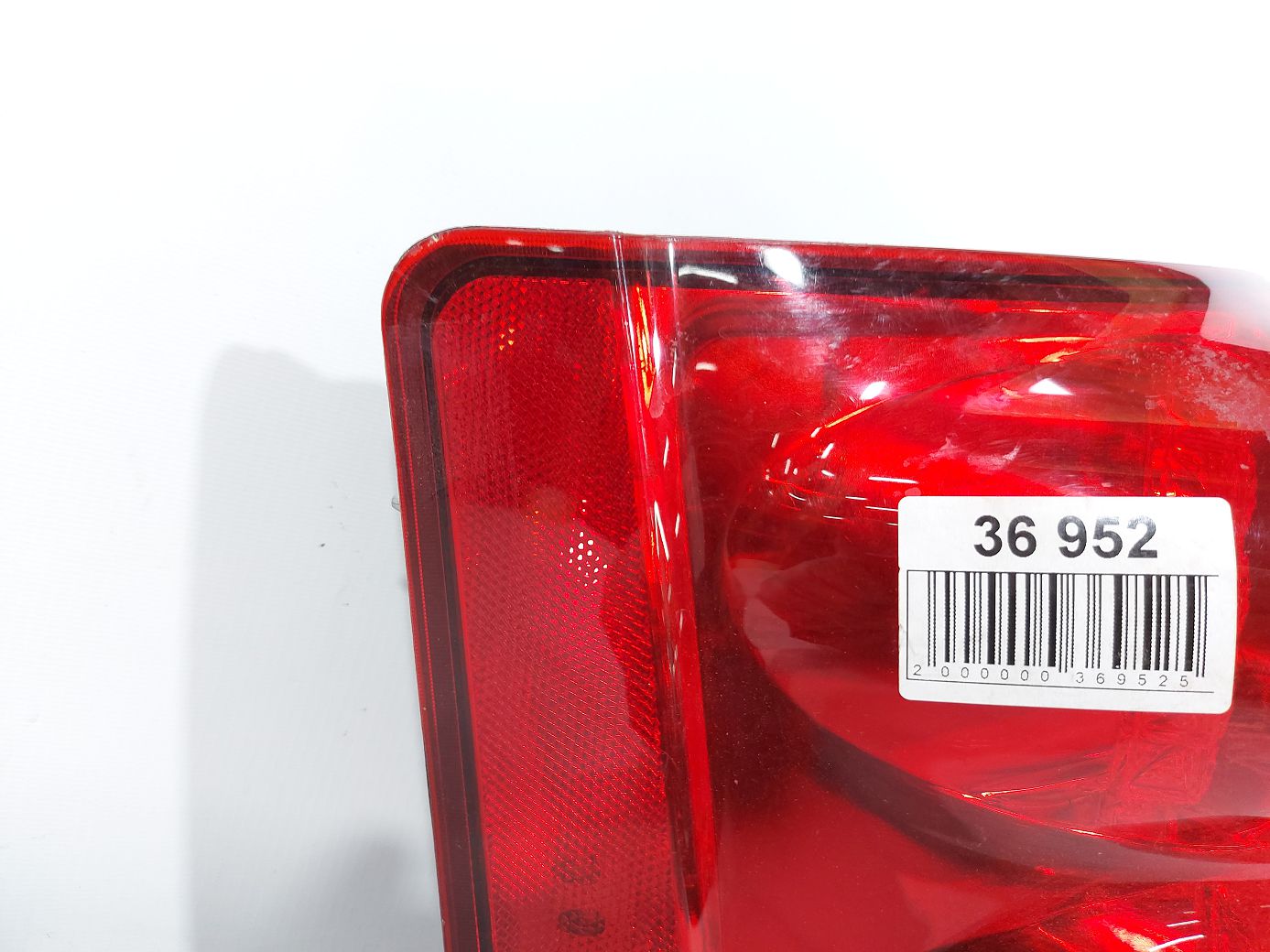 Товари з дефектами Ліхтар задній лівий (тріщина DEPO) Dodge Grand Caravan 2011-2020 5182533AF Dodge Grand Caravan 3