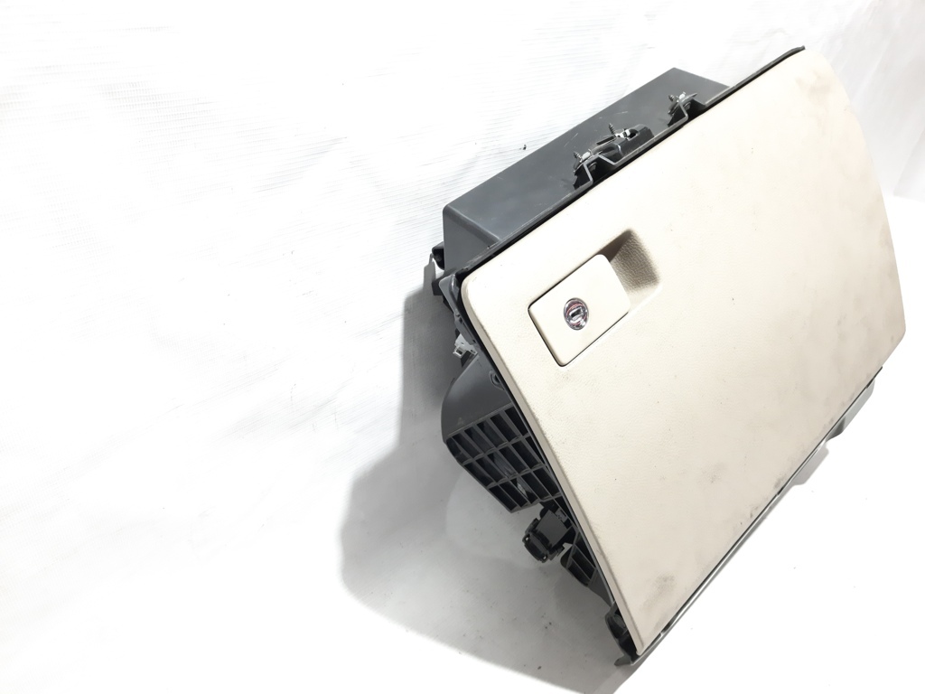 Passat cc Бардачок Volkswagen Passat CC 2006-2017 3C1857101L1QB Volkswagen Passat CC 2