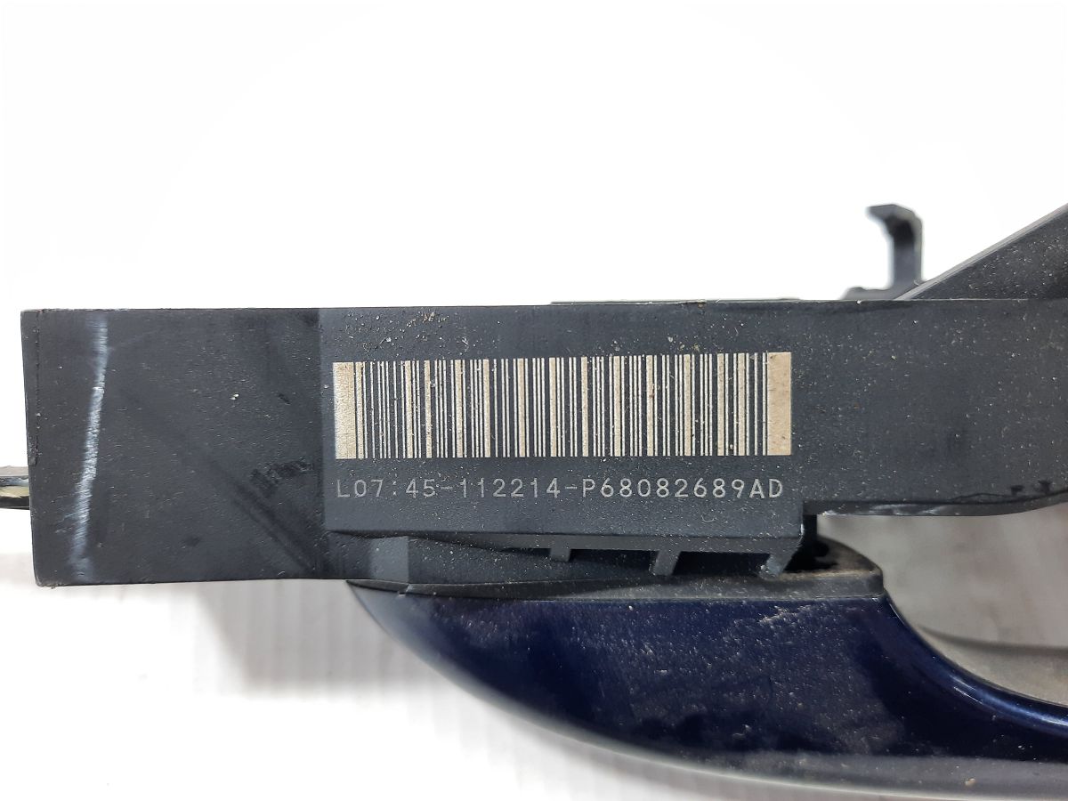 Dart Ручка дверей задньої лівої зовнішня (синя) Dodge Dart 2013-2016 68086818AC Dodge Dart 5