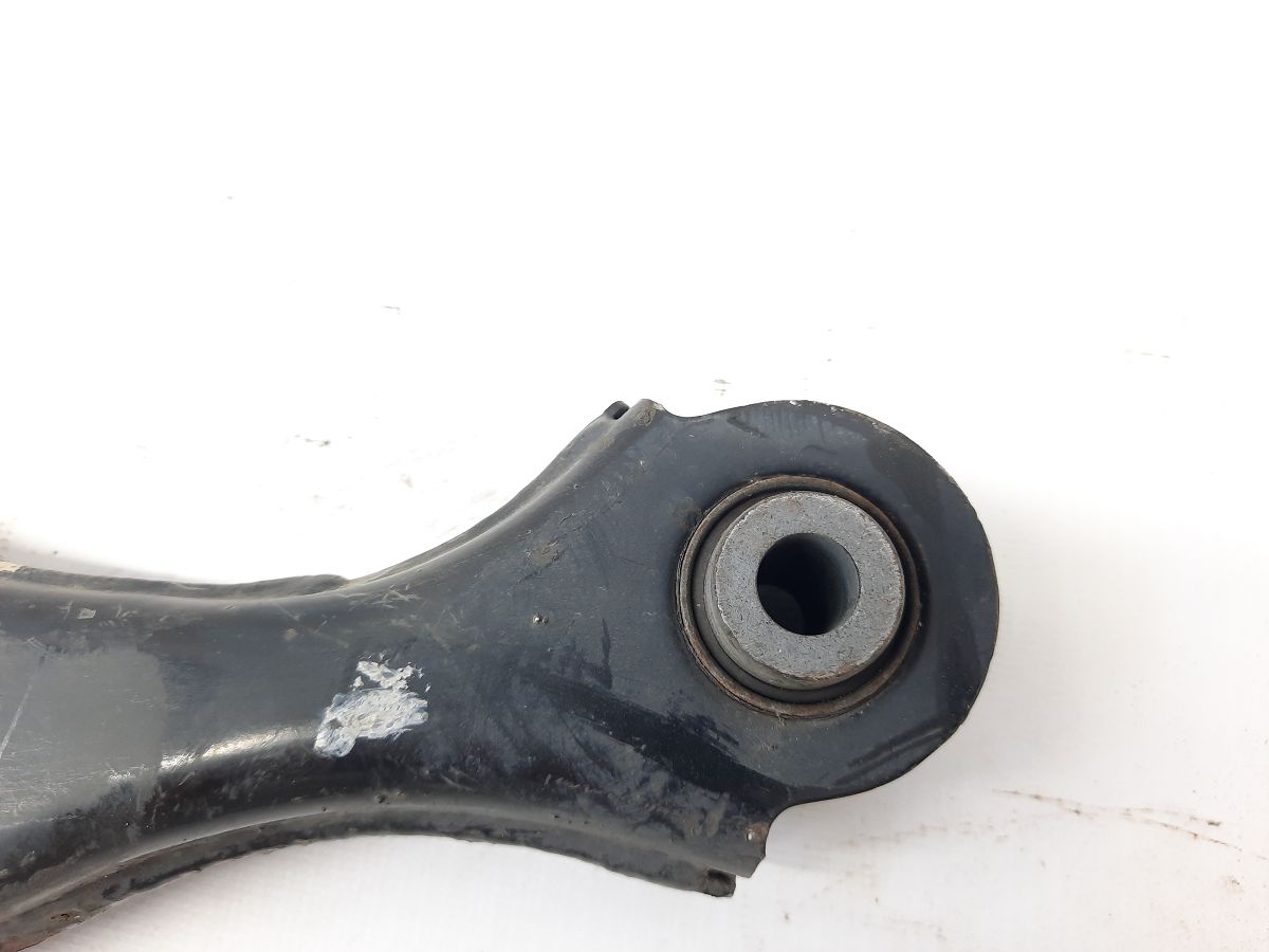 Altima Важіль задній верхній лівий/правий Nissan Altima 2013-2018 551209HS0A Nissan Altima 17