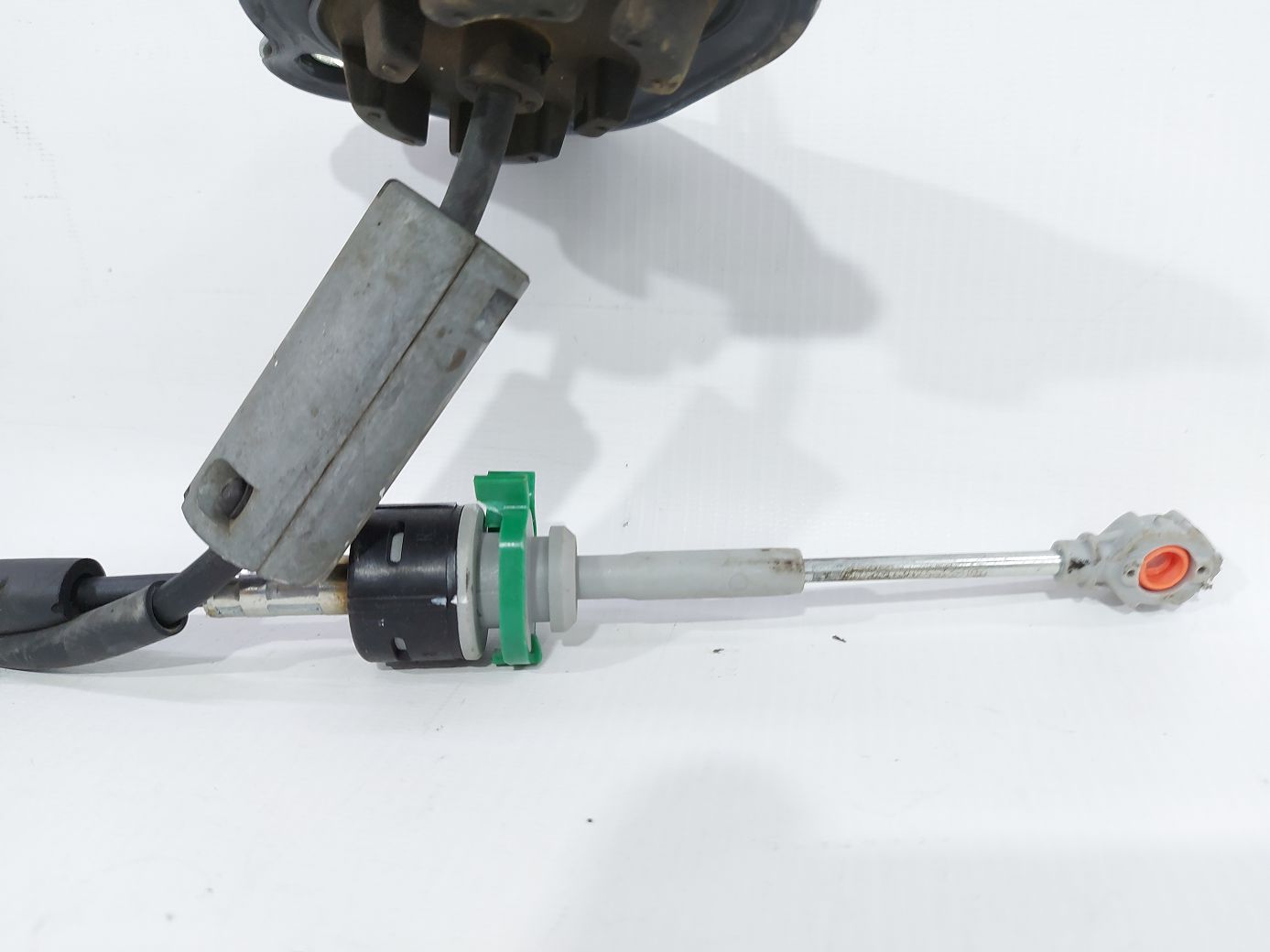 Malibu Трос перемикання АКПП Chevrolet Malibu 2018 84660158 Chevrolet Malibu 3