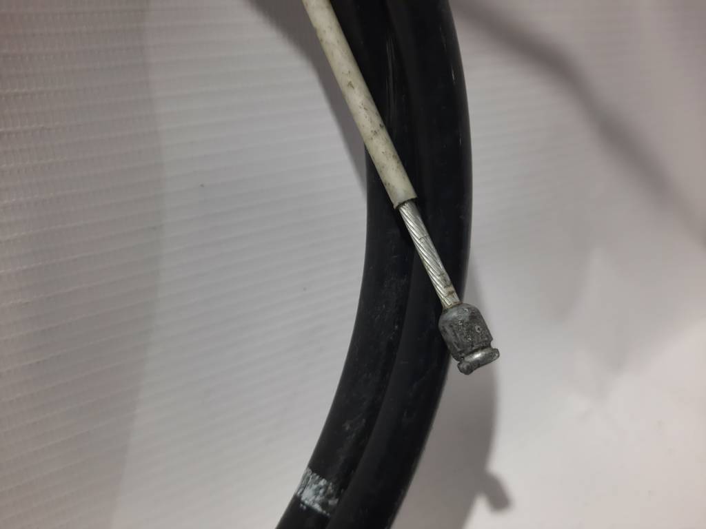 Passat s Трос гальма стоянки лівий/правий Volkswagen Passat S 2012-2020 561609721A Volkswagen Passat S 25