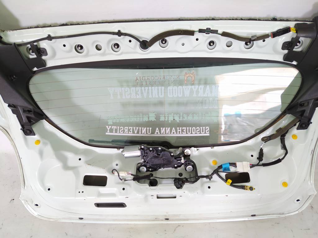 Veloster turbo Крышка багажника Hyundai Veloster Turbo 2011-2014 737002V013 Hyundai Veloster Turbo 6