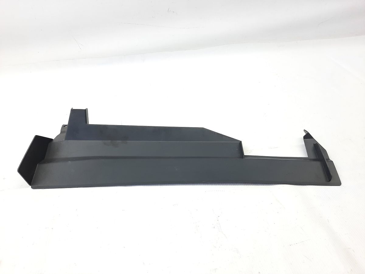 Ats Накладка під лобове скло (зовнішнє) Cadillac ATS 2013-2019 22893531 Cadillac ATS 7