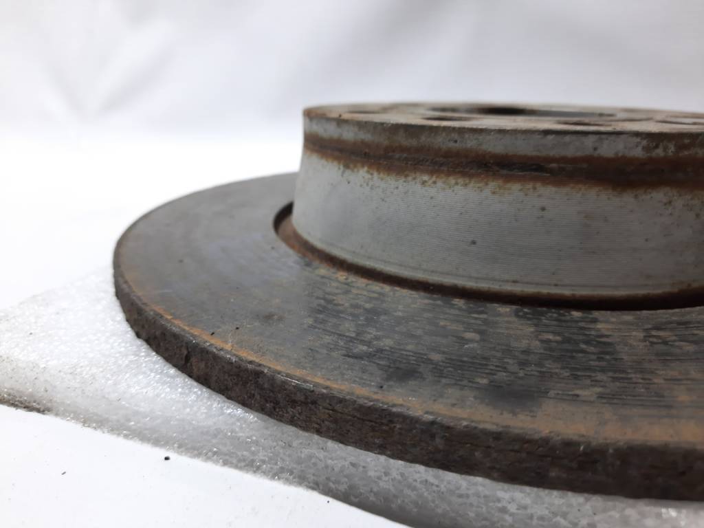 Passat s Диск тормозной задний левый/правый Volkswagen Passat S 2010-2019 5Q0615601D Volkswagen Passat S 19