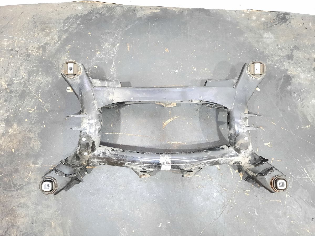 328i xdrive Підрамник задній BMW 328i xDrive 2013-2016 33306851657 BMW 328i xDrive 5