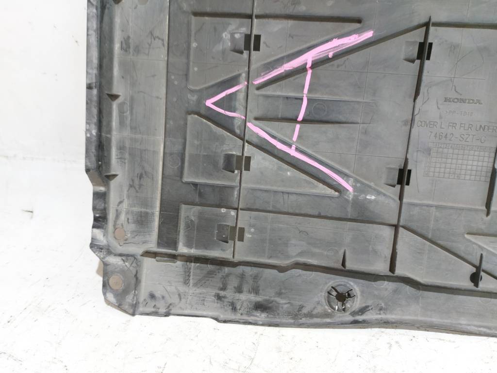 Cr-z Захист днища лівий Honda CR-Z 2011-2016 74642SZTG00 Honda CR-Z 4
