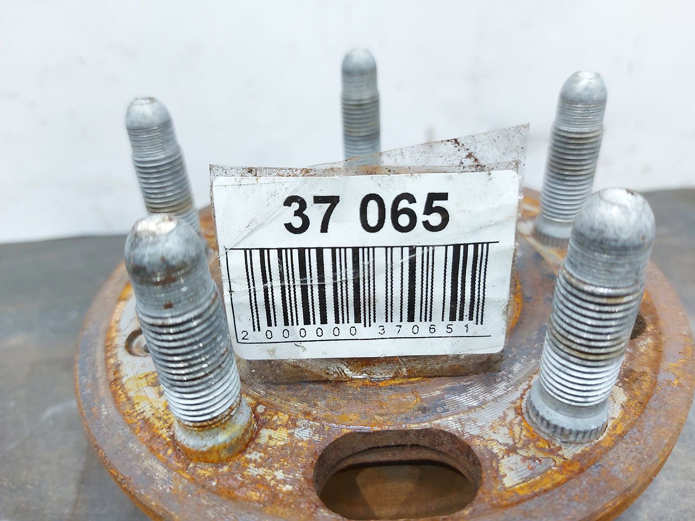 Equinox Ступиця передня ліва/права Chevrolet Equinox 2010-2017 13507374 Chevrolet Equinox 4