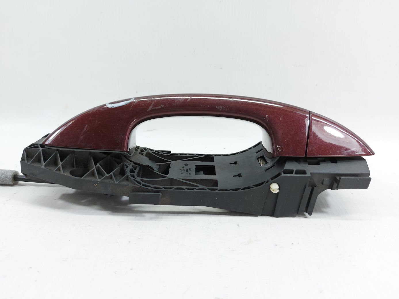 Passat s Ручка двери задней правой (красная) наружная Volkswagen Passat S 2012-2019 1K8837206FGRU Volkswagen Passat S 5
