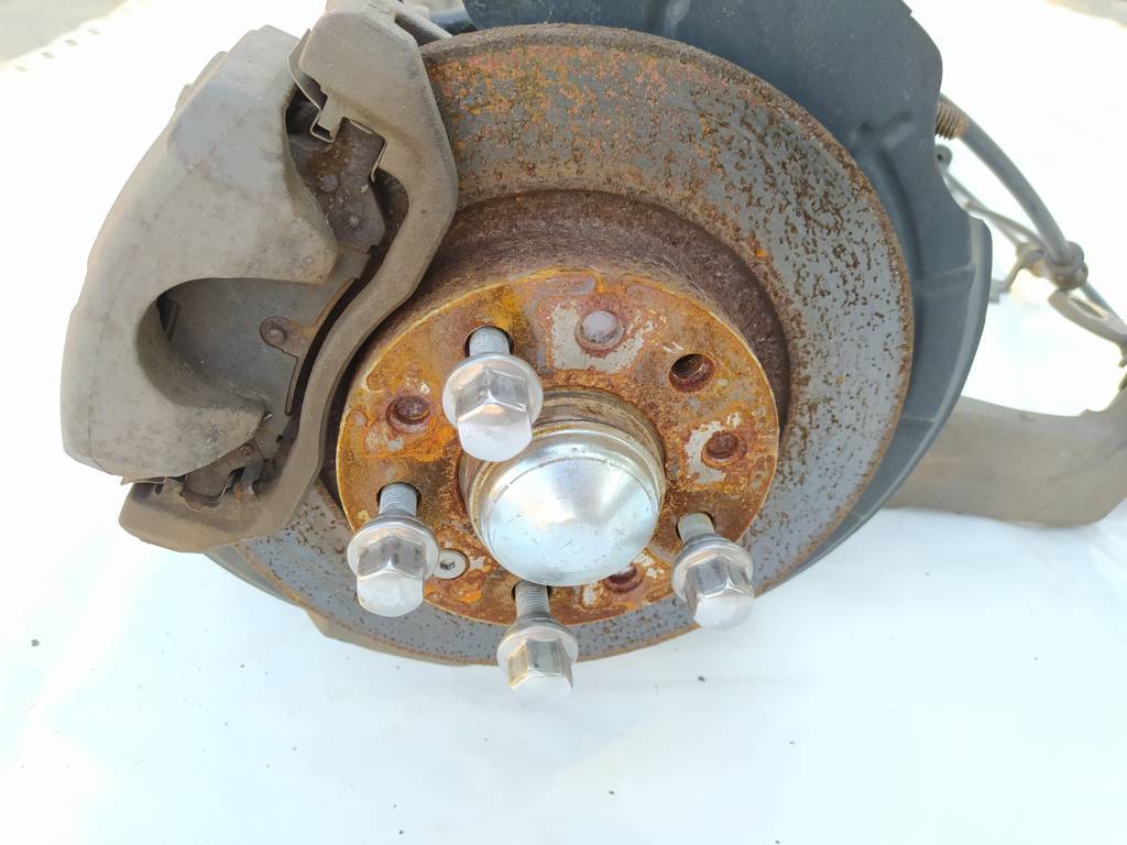 Dart Підрамник підвіски задньої Dodge Dart 2013-2019 68080591AF Dodge Dart 68