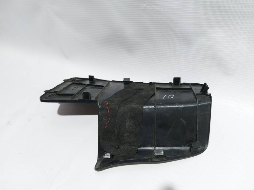 Scion iq Накладка заднього ліхтаря внутрішня ліва Toyota Scion IQ 2012-2016 6474674020C0 Toyota Scion IQ 2