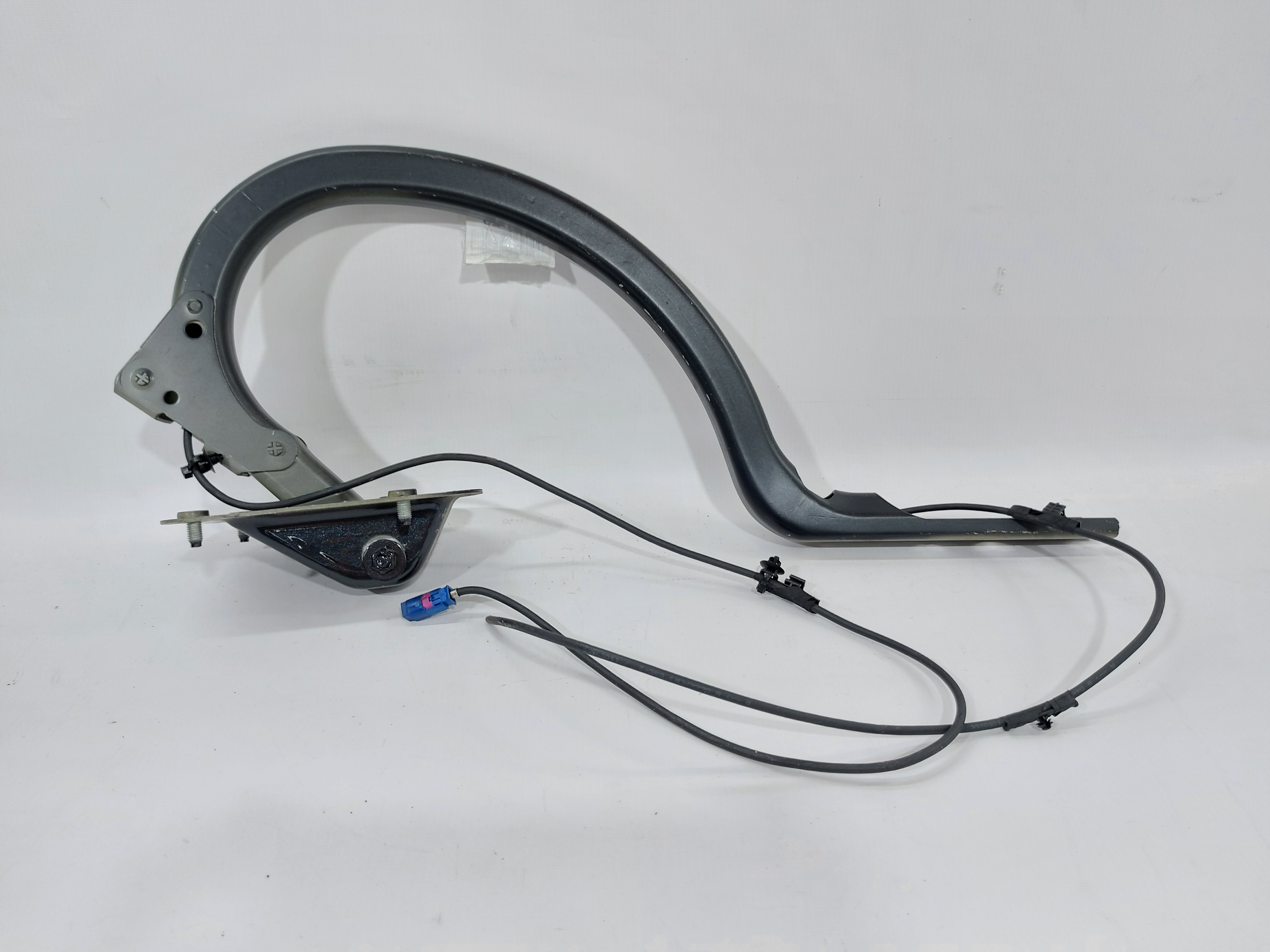 5 series Петля кришки багажника ліва BMW 5 series 2011-2016 41627204237 BMW 5 series 3