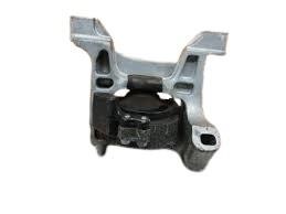 Подушки двигателя. Права подушка двигуна MAZDA KB8E39060