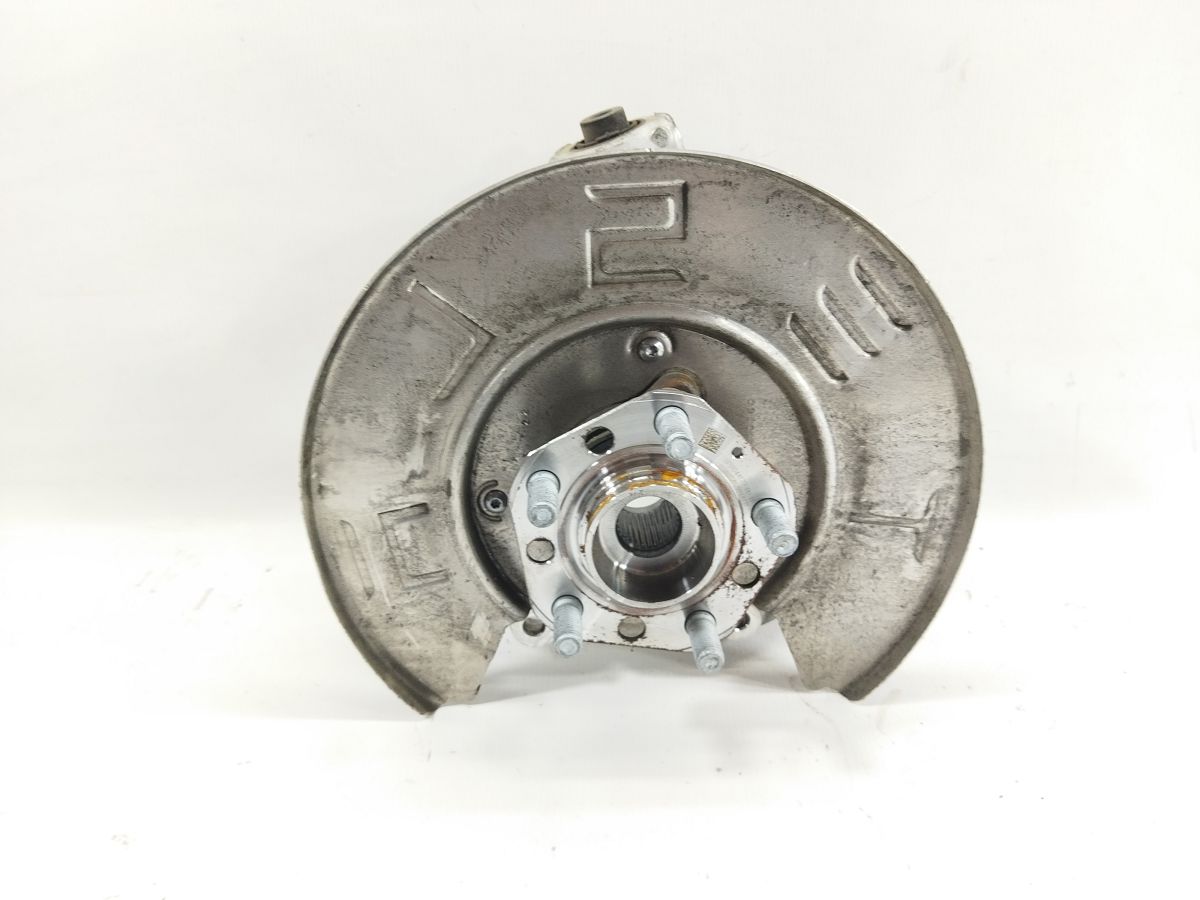Model 3 Цапфа задня права Tesla Model 3 2018-2024 104441600F Tesla Model 3 5
