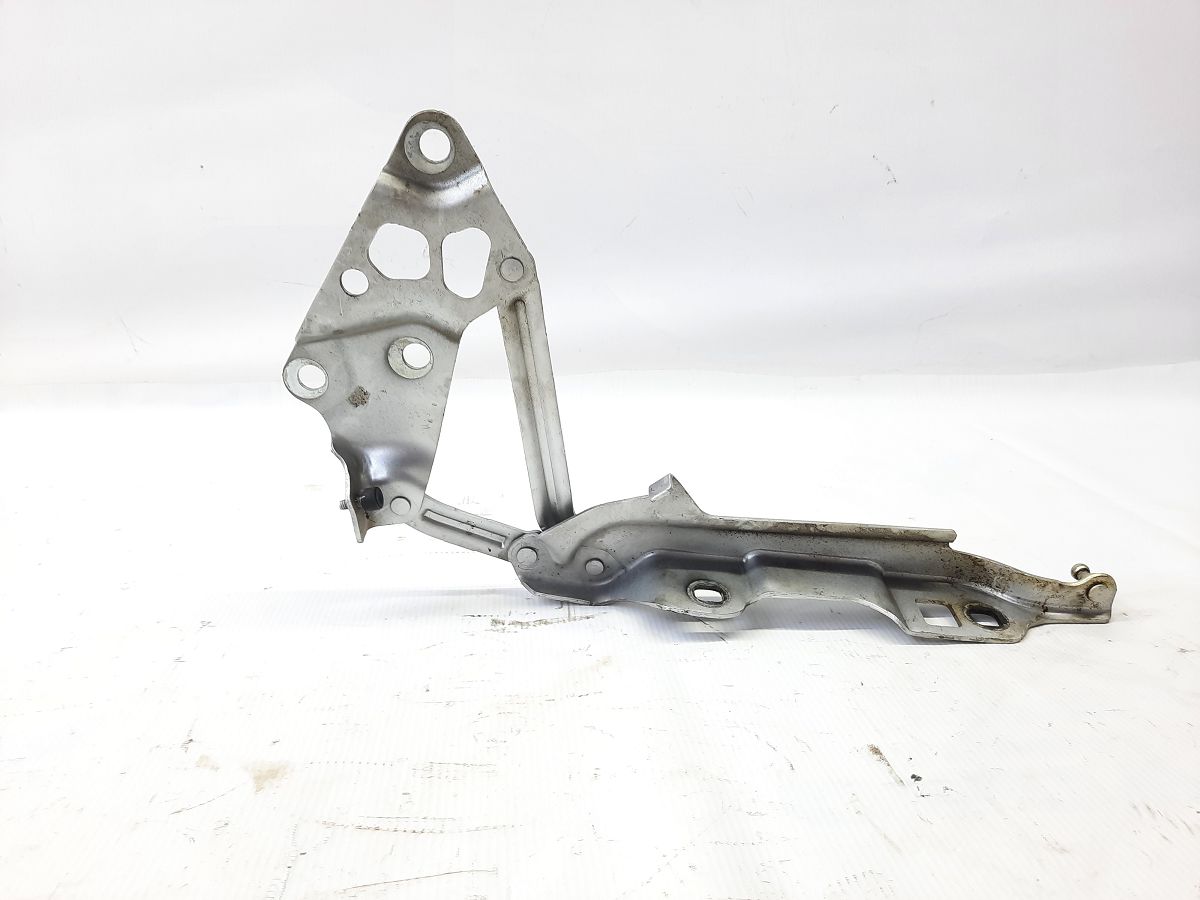 Ats Петля капота правая Cadillac ATS 2013-2019 22868253 Cadillac ATS 8