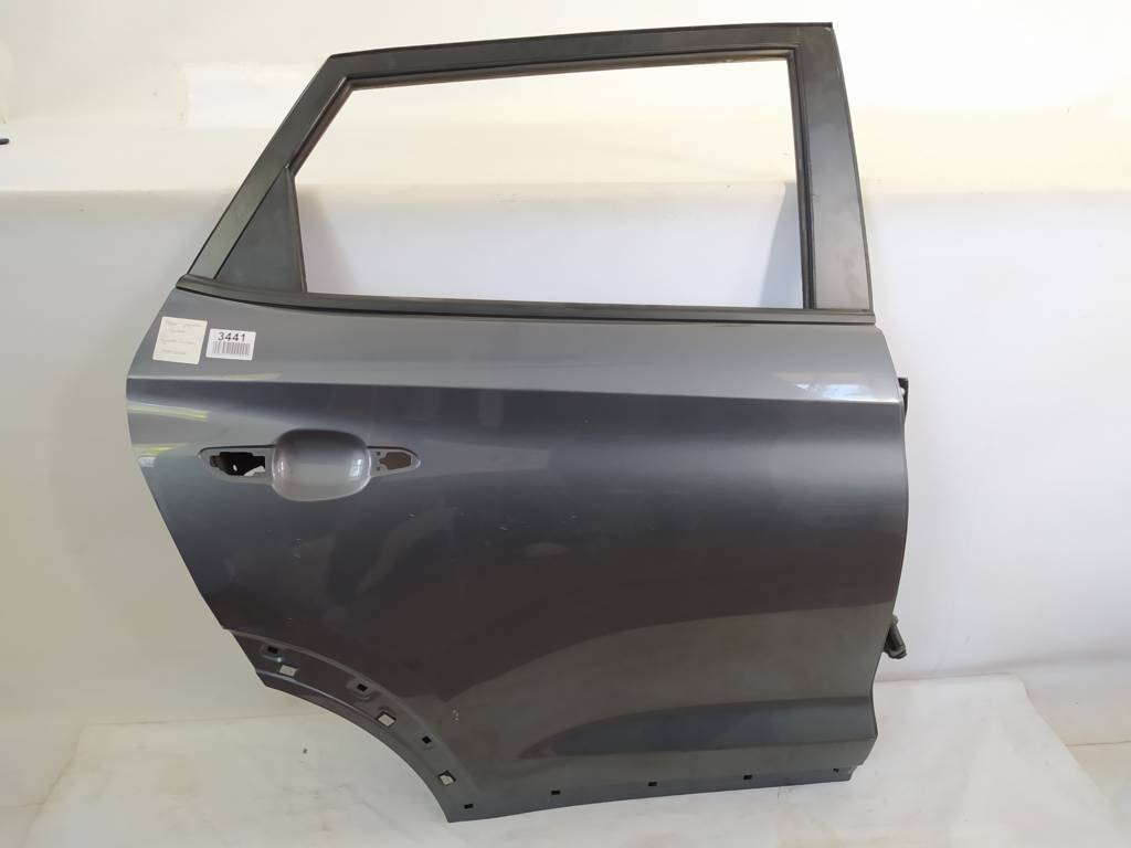 Tucson. Двері задні праві Hyundai Tucson 2015-2019 77004D3000 Hyundai Tucson