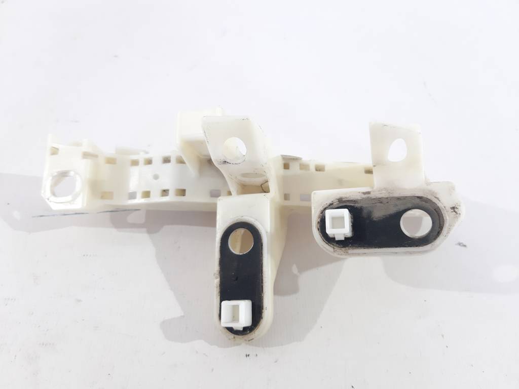 Impreza Крепление бампера заднего верхнее правое Subaru Impreza 2012-2016 57707FJ100 Subaru Impreza 8