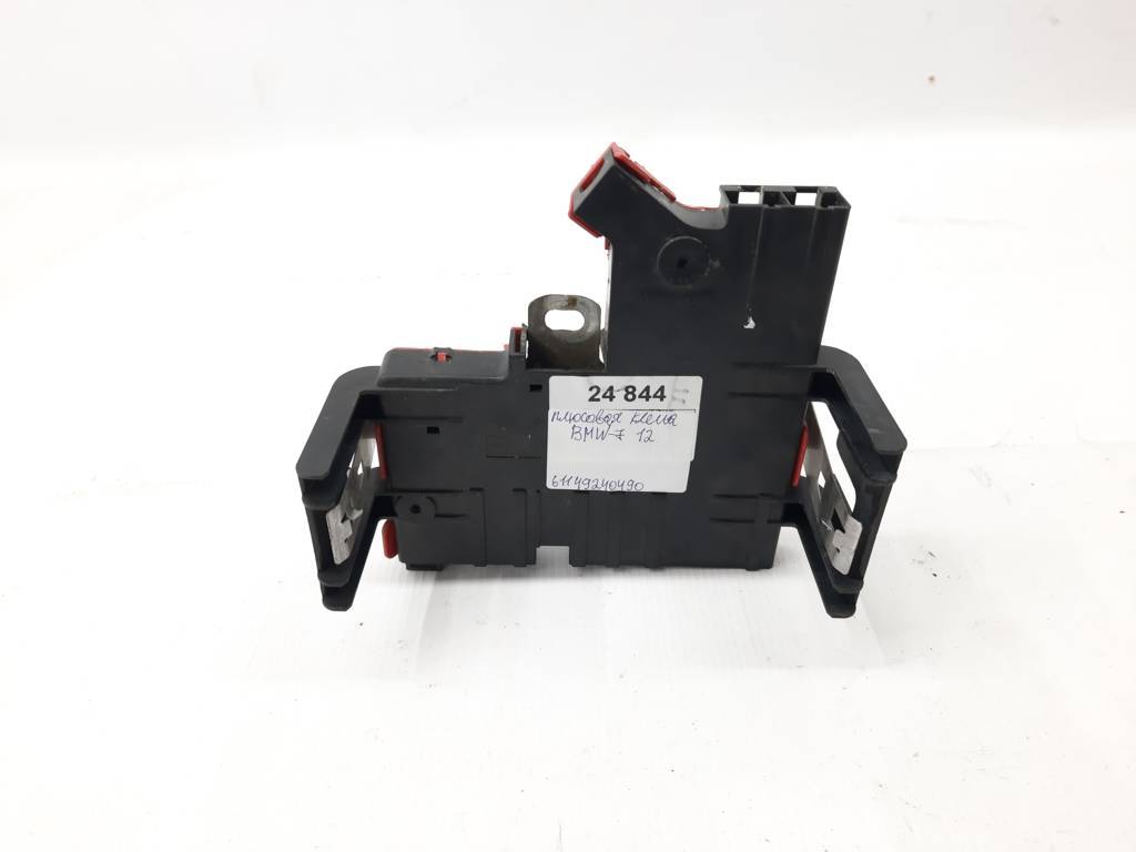 7 series. Плюсова клема BMW 7 2012 61149240490 BMW 7