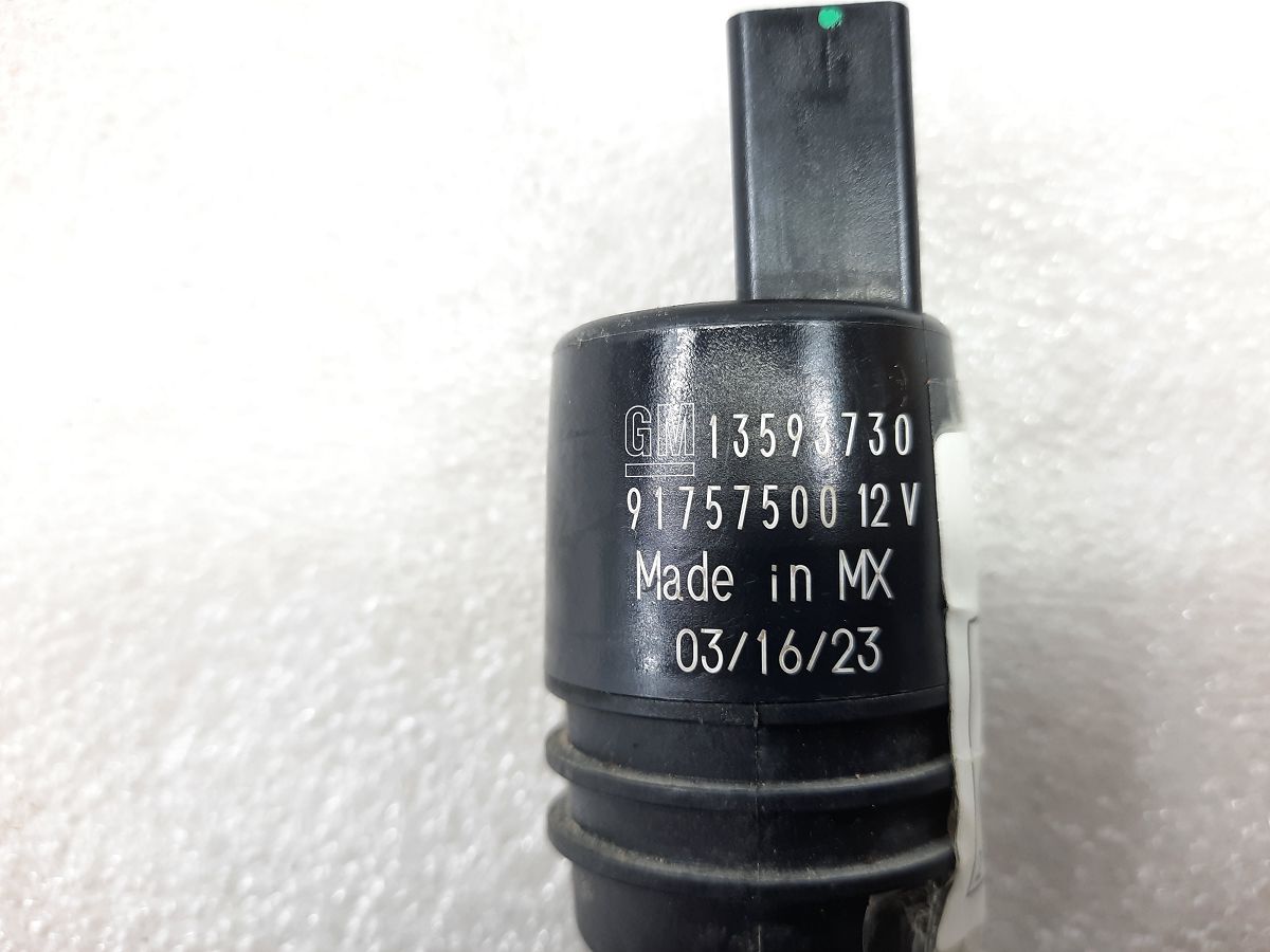 Regal Моторчик омывателя Buick Regal 2016 84993622 Buick Regal 2