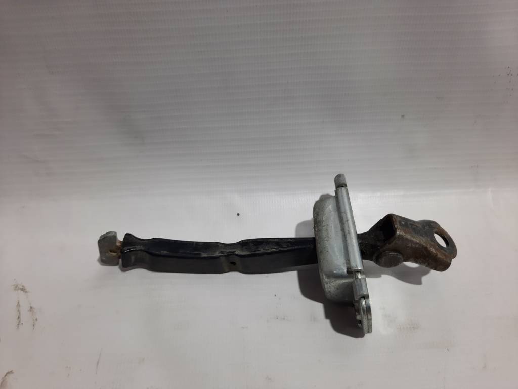 Accent hatchback. Ограничитель двери задней левой Hyundai Accent Hatchback 2012-2017 794800U000 Hyundai Accent Hatchback Accent hatchback. Ограничитель двери задней левой Hyundai Accent Hatchback 2012-2017 794800U000 Hyundai Accent Hatchback