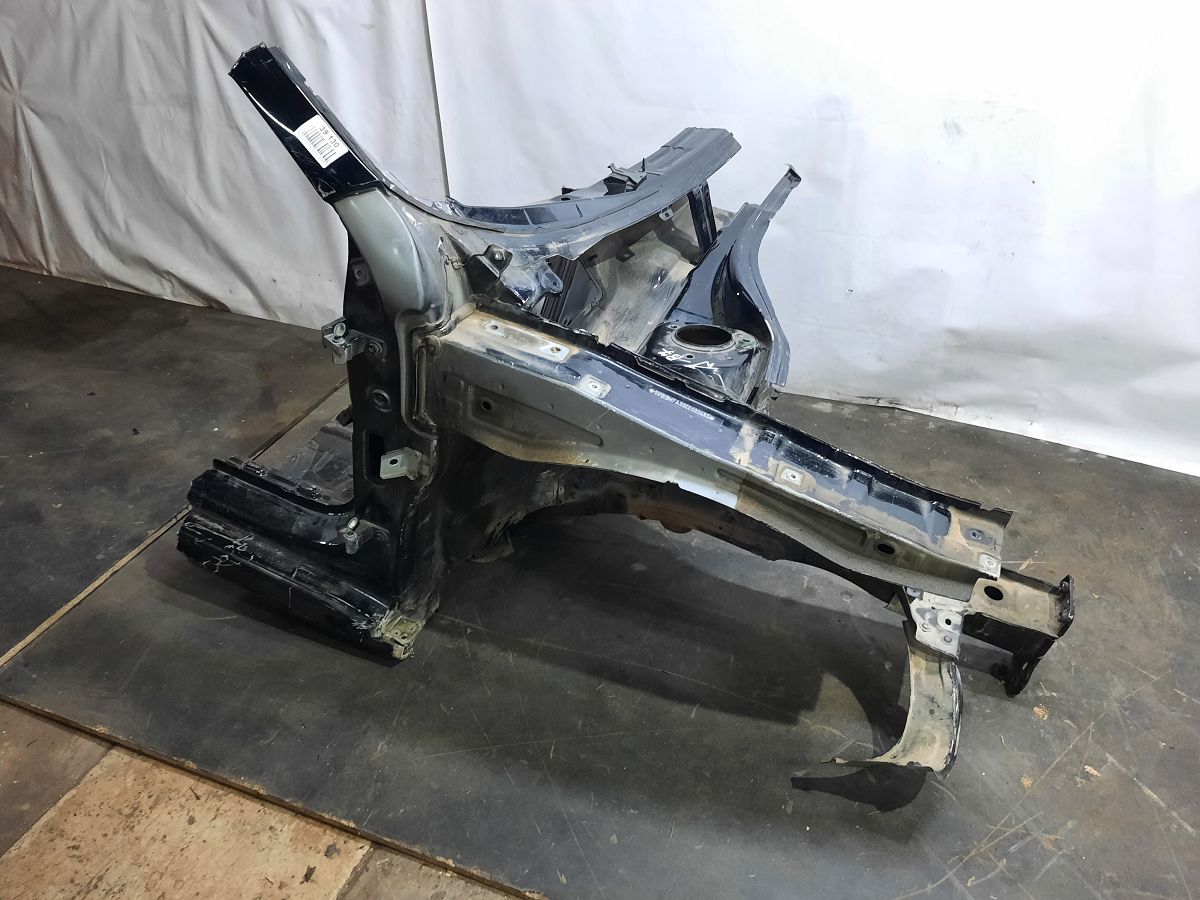 Passat s Чверть передня права Volkswagen Passat S 2012-2015 561803092A Volkswagen Passat S 8