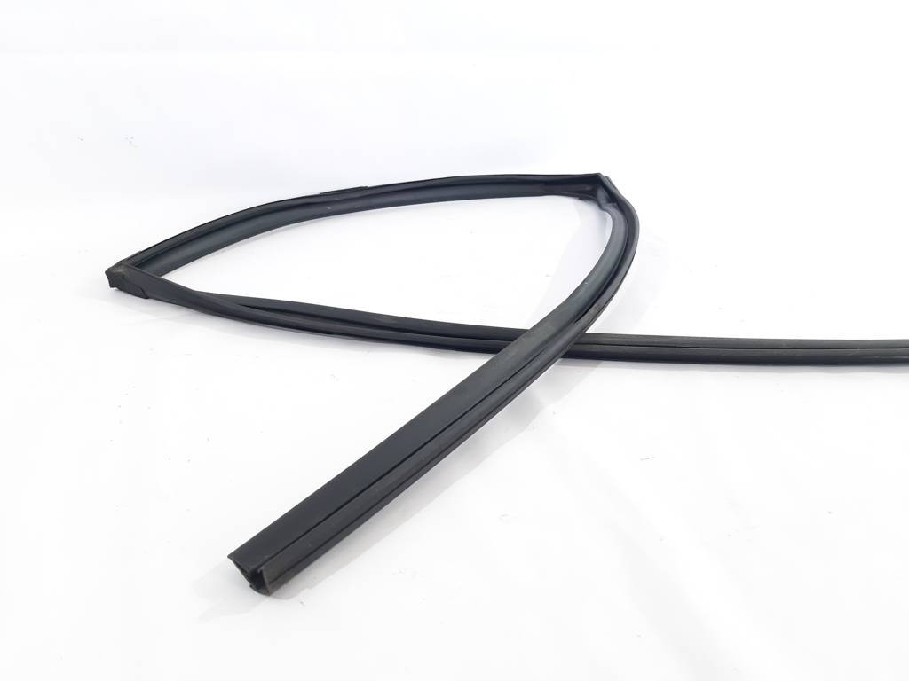 Rdx Ущільнювальна гумка скла двері задньої правої Acura RDX 2013-2018 72735TX4A01 Acura RDX 2