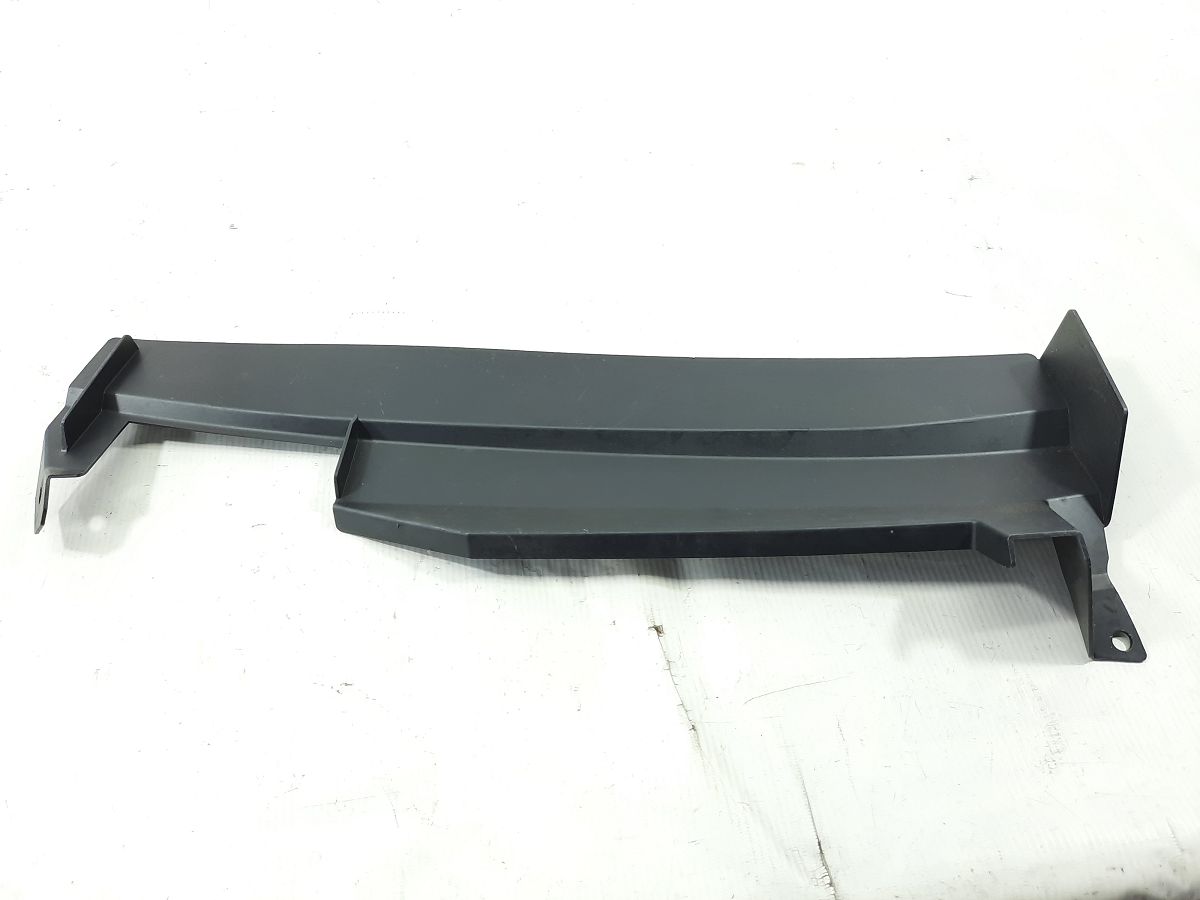 Ats Накладка під лобове скло (зовнішня) Cadillac ATS 2013-2016 22893531 Cadillac ATS 4