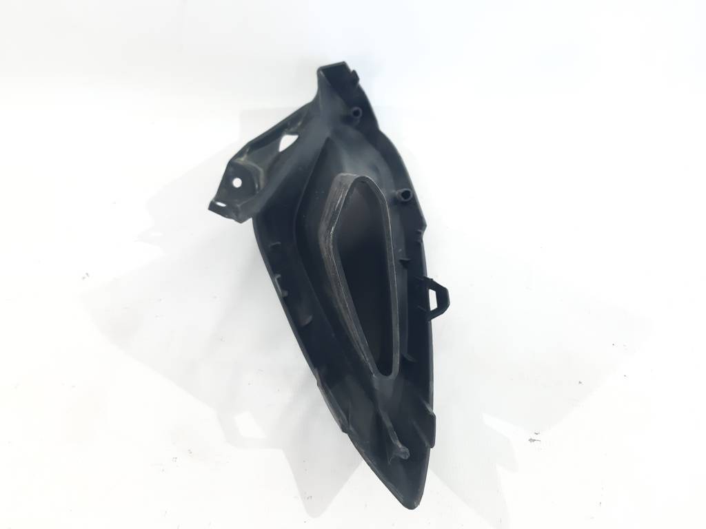 F26 Решітка повітрозабірника права YAMAHA F26 2009-2012 36P2837R YAMAHA F26 4