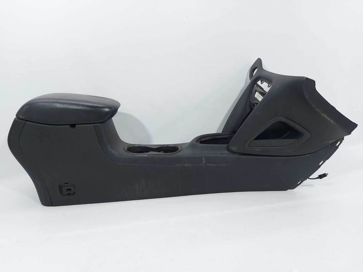 Dart Консоль центральна Dodge Dart 2014-2016 1YZ07DX9AC Dodge Dart 6