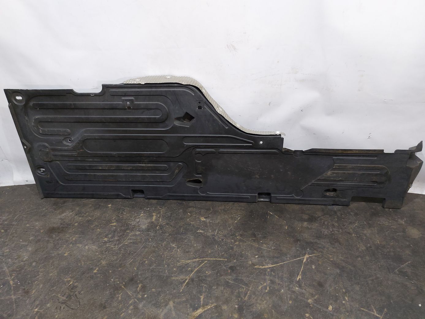 Xf Захист днища центральний лівий Jaguar XF 2009-2015 C2Z26070 Jaguar XF 4