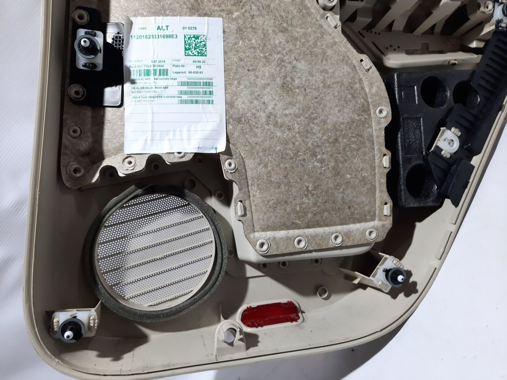 Tiguan Карта дверей задньої лівої Volkswagen Tiguan 2009-2018 5N0867211EXPA Volkswagen Tiguan 17