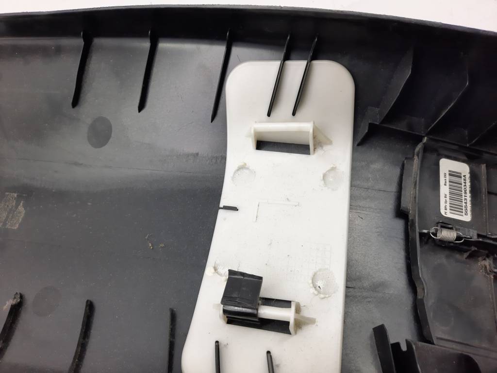 Dart Обшивка стійки центральна верхня ліва Dodge Dart 2014-2016 5NP05DX9AG Dodge Dart 18