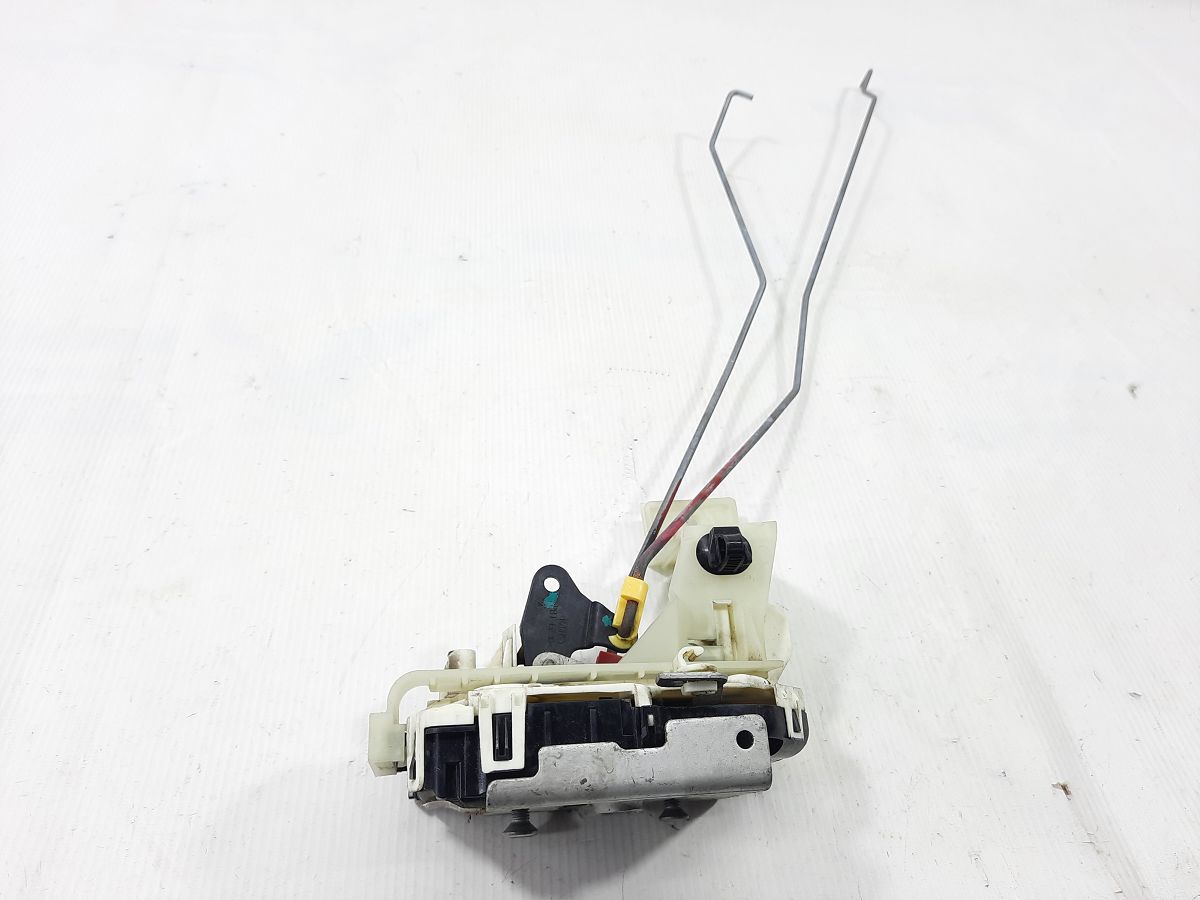 Compass Замок двери задней правой Jeep Compass 2011-2017 68068352AC Jeep Compass 3