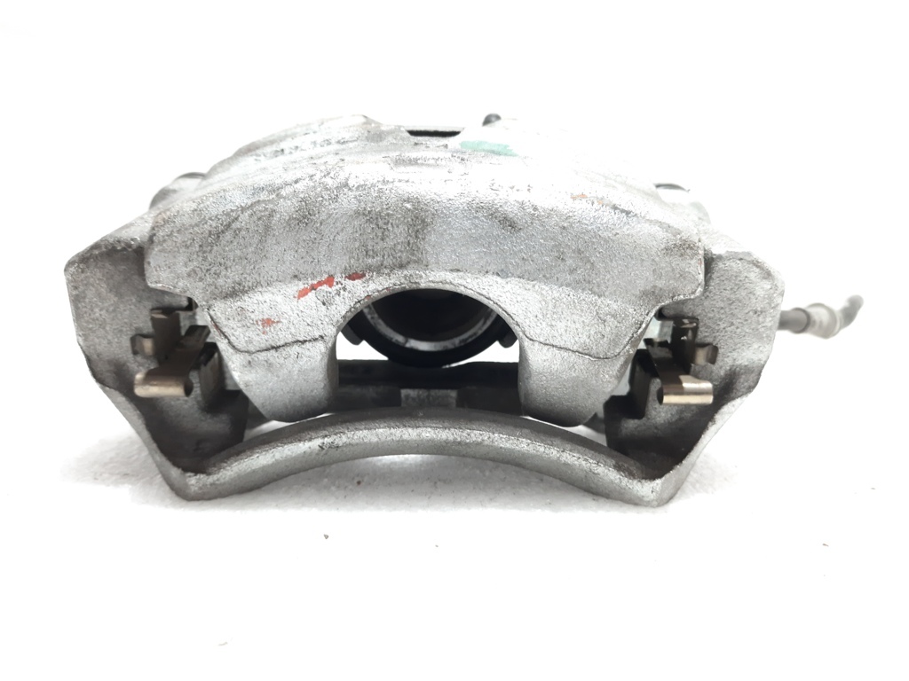3 Супорт гальмівний передній правий Mazda 3 2014-2019 B4Y03398ZC Mazda 3 2