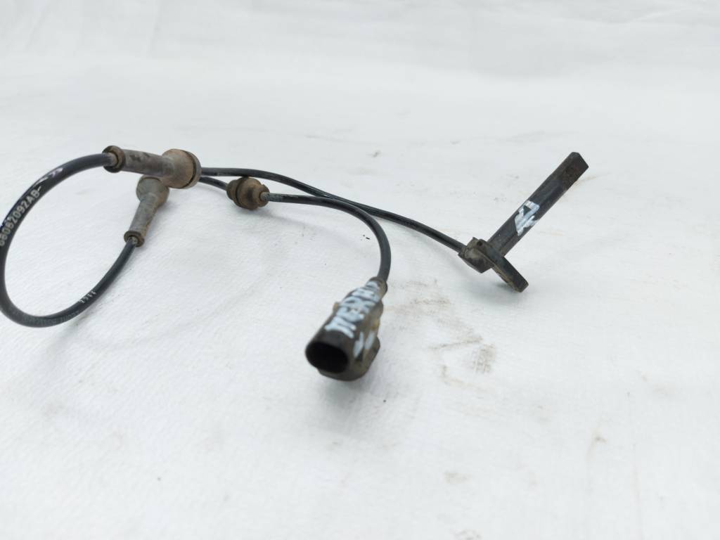 Dart Датчик ABS передніх коліс Dodge Dart 2013-2019 68082092AC Dodge Dart 30