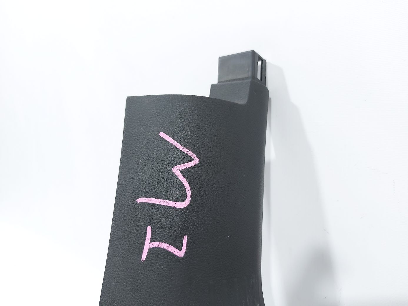 200 limited Обшивка переднього порогу кутова права Chrysler 200 Limited 2015-2017 1XW74DX9AD Chrysler 200 Limited 3