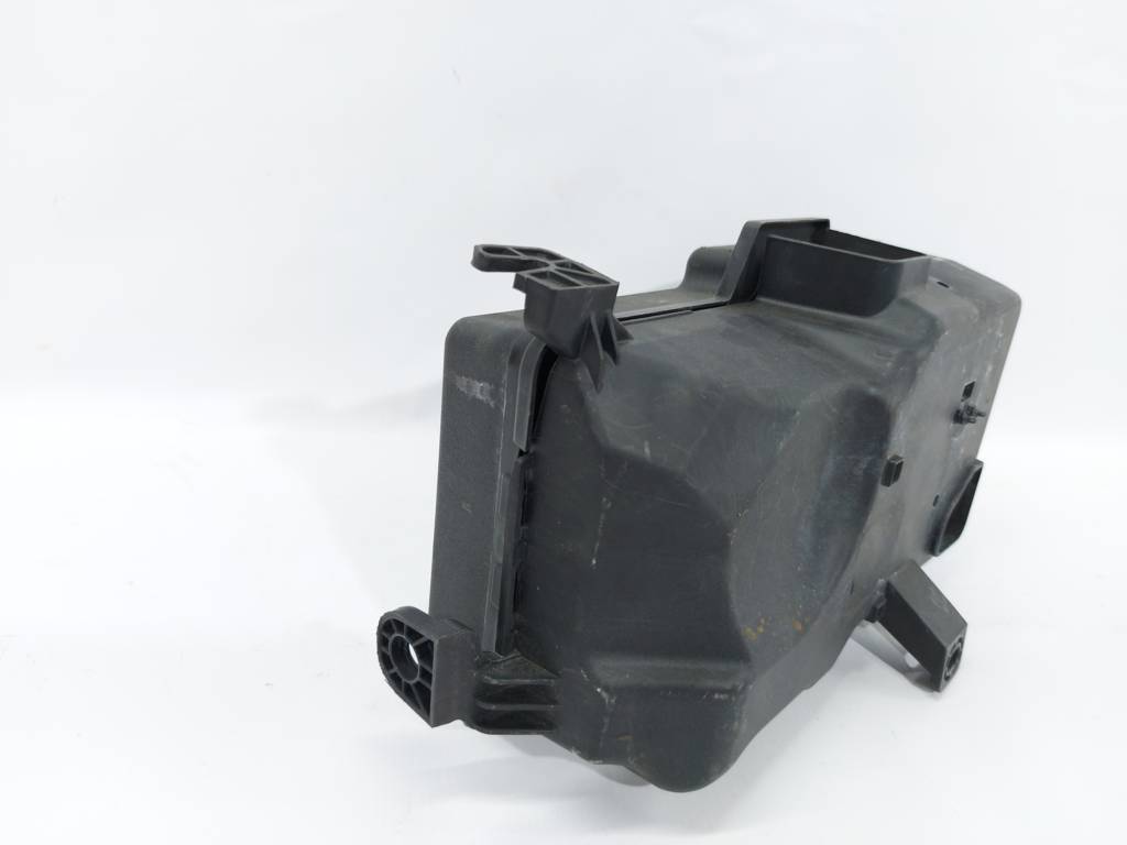 Dart Корпус блока предохранителей (нижняя часть) Dodge Dart 2013-2019 68149943AH Dodge Dart 11