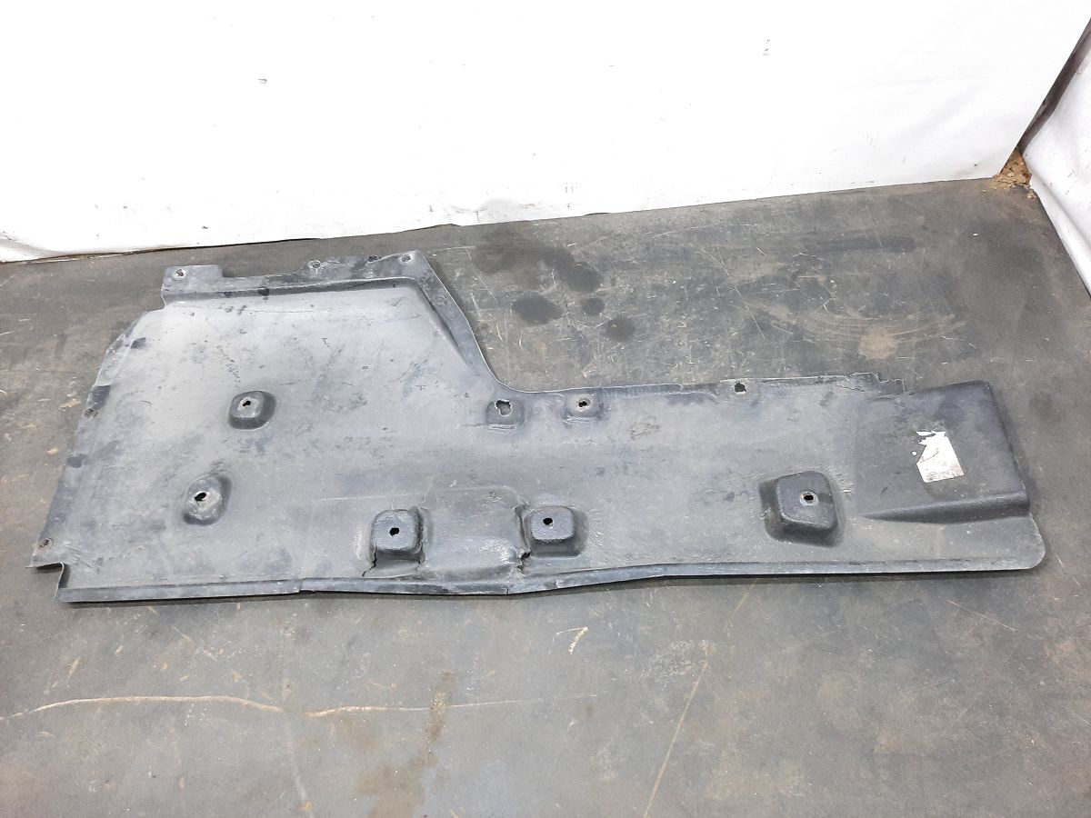 Ats Защита днища правая Cadillac ATS 2013-2019 23497849 Cadillac ATS 7