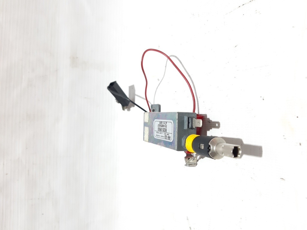 Cadenza Підсилювач антени на заднє скло Kia CADENZA 2014-2016 962303R500 Kia CADENZA 2